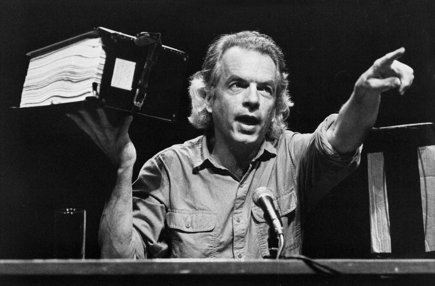 2004: Spalding Gray